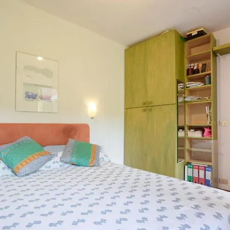 2 Bedroom Pet Friendly In Moneglia
