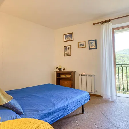 Сasa de vacaciones 2 Bedroom Awesome In