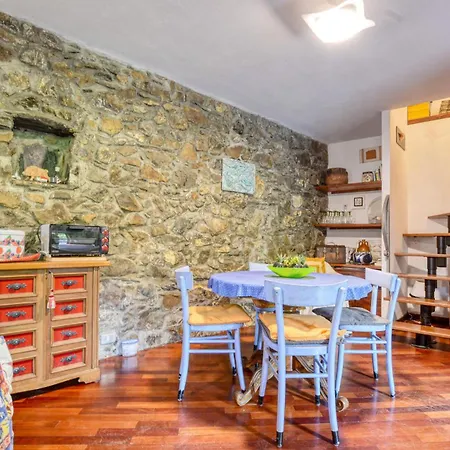 2 Bedroom Awesome In *